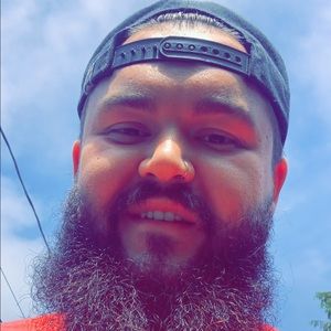 Meet your Posher, Simon